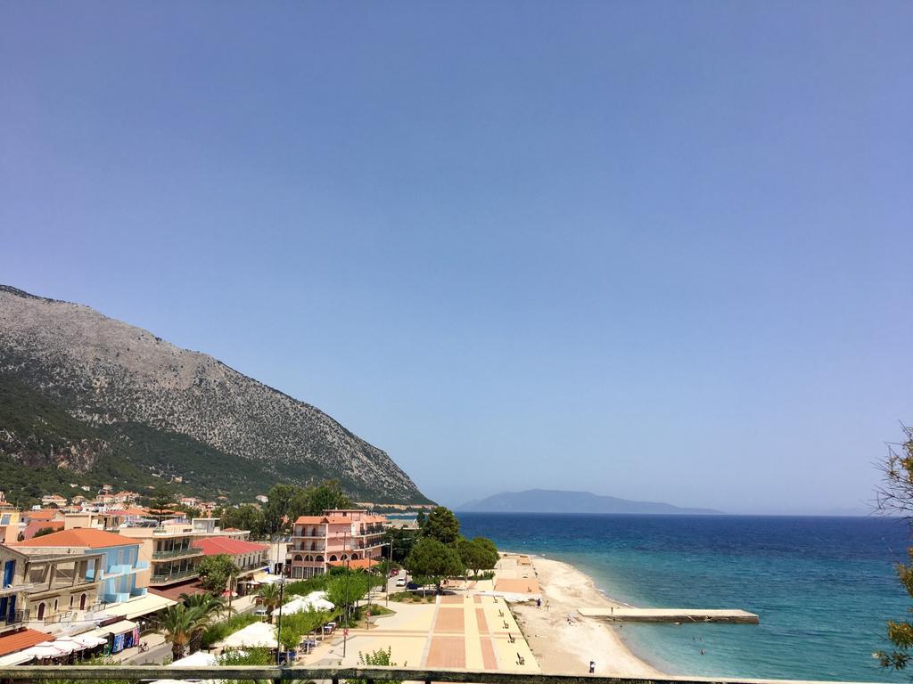 Makis Studios & Apartments Poros  Exterior photo